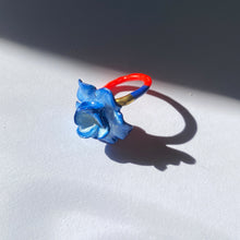 Load image into Gallery viewer, Contraste de Colores Flower Ring