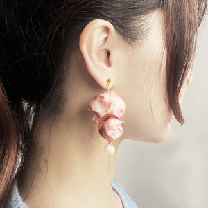 Drooping Earrings