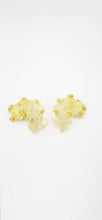 Load image into Gallery viewer, Hydrangea Earrings (Small)