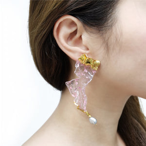 Dancing Flower Earrings Spotted Pink